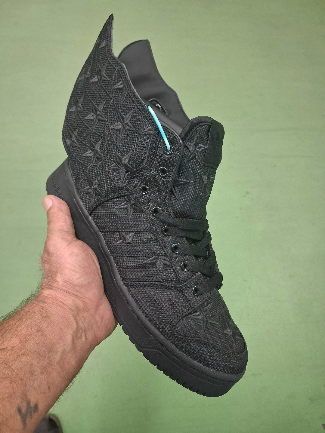 adidas x jeremy scott,jeremy scott adidas totem,adidas jeremy scott кроссовки,адидас джереми скотт,jeremy scott x adidas originals jd wings “totem”