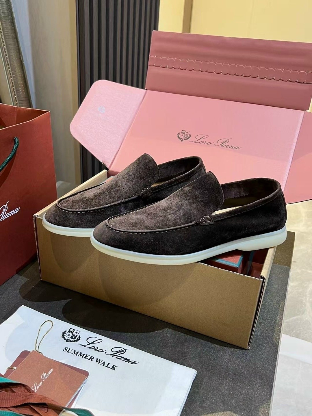 лоферы из натуральной замши loro piana,мужские замшевые лоферы loro piana summer walk,loro piana мужские лоферы,лоферы loro piana,замшевые лоферы loro piana