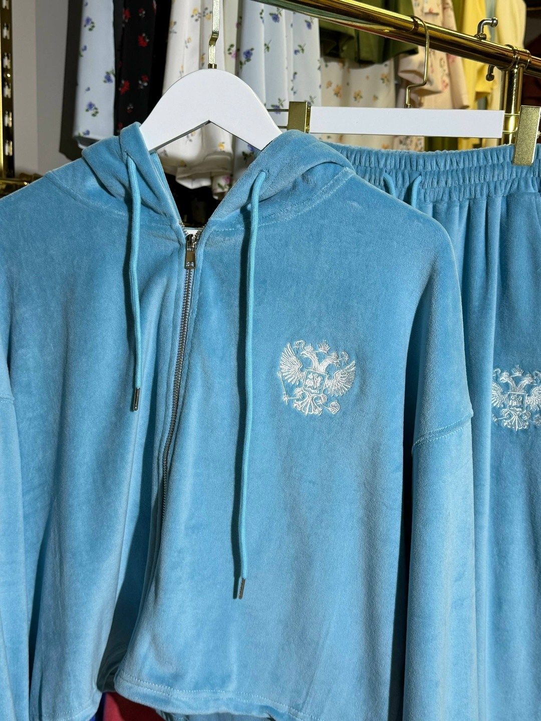 спортивные костюмы женские,спортивные костюмы,велюровый костюм женский спортивный,велюровый костюм женский,велюровый спортивная костюм