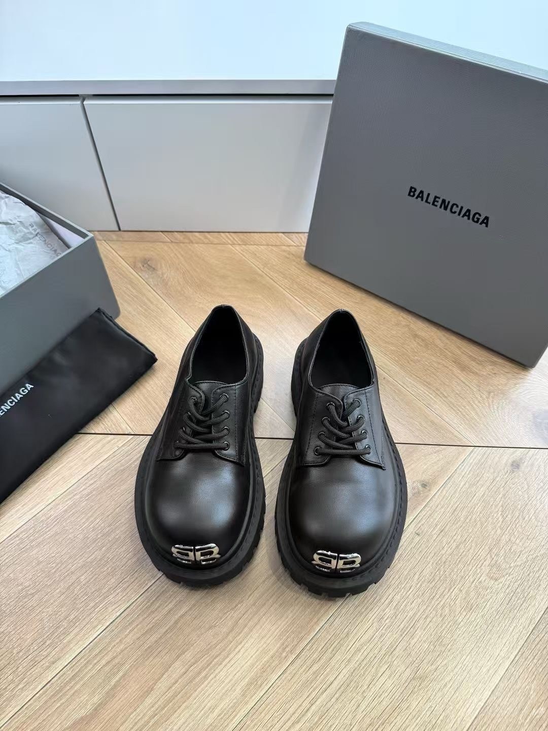 ботинки balenciaga,,лоферы balenciaga,туфли balenciaga,balenciaga