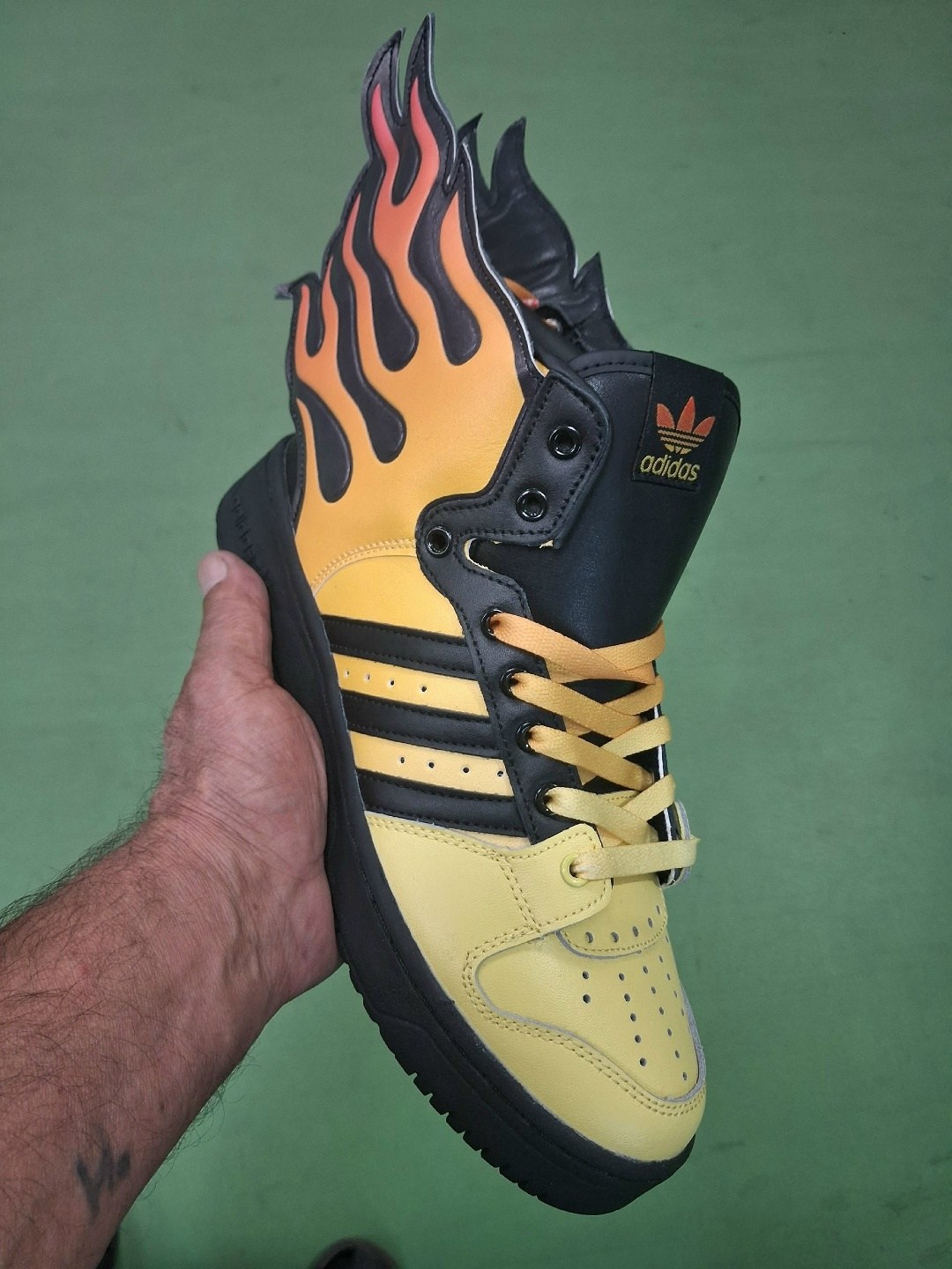 adidas x jeremy scott,jeremy scott adidas totem,adidas jeremy scott кроссовки,адидас джереми скотт,jeremy scott x adidas originals jd wings “totem”