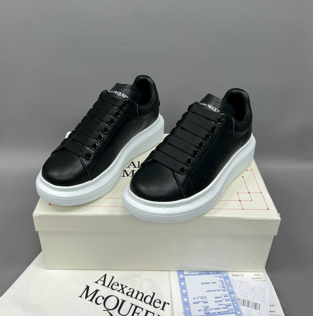 ,alexander mcqueen кроссовки, александр маккуин женская кроссовки,кеды alexander mcqueen,кроссовки александр маккуин черные