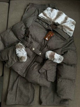 Костюм