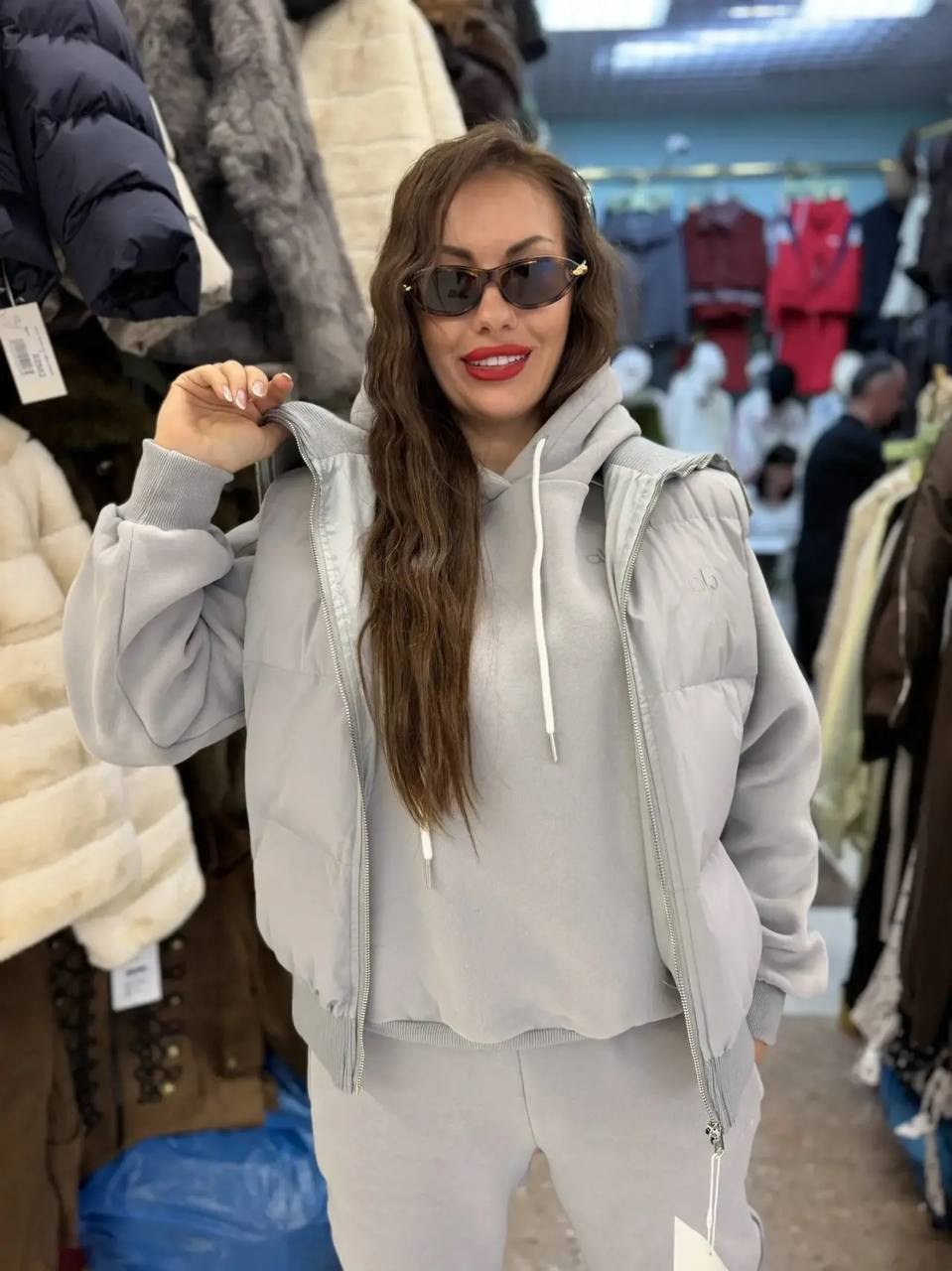 женский серый костюм тройка miu miu premium,спортивный костюм теплый с начесом с капюшоном оверсайз modern_girlie,серый костюм тройка женский,костюм тройка женский,костюм на флисе