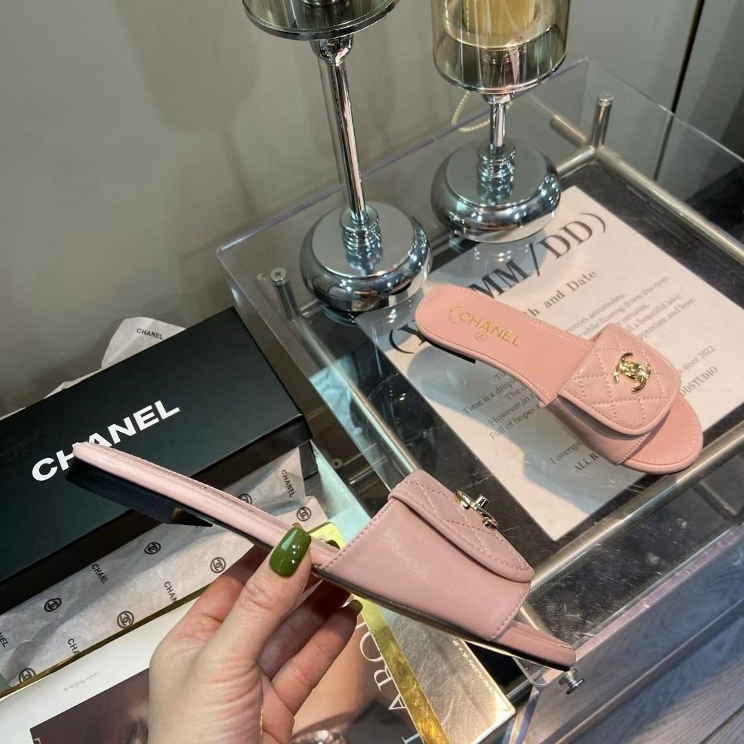 ,шлепанцы chanel,chanel шлепанцы женские,шлепки шанель,босоножки шанель