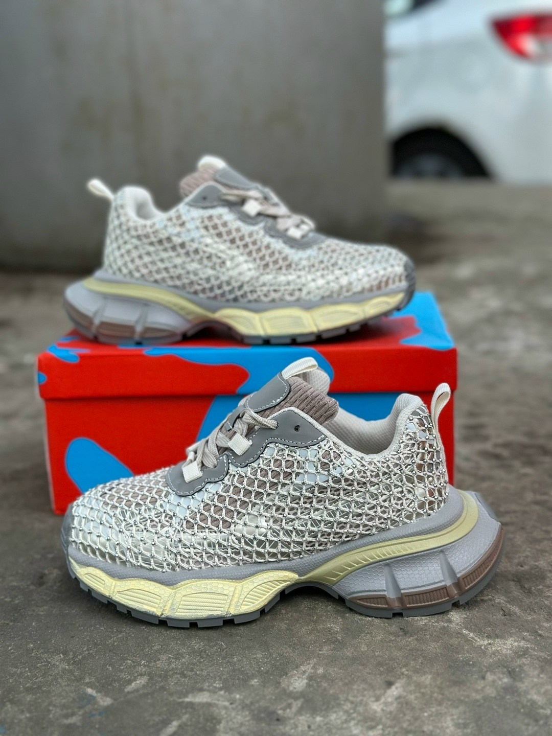 кроссовки сетчатые блестящие balenciaga,кроссовки balenciaga,женские кроссовки balenciaga,кроссовки женские,