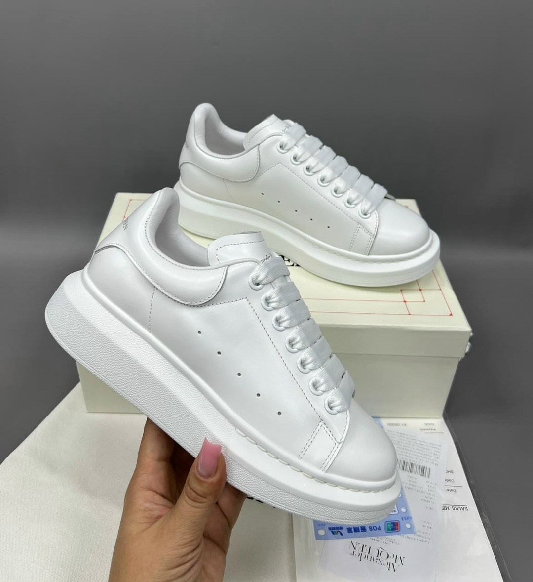 alexander mcqueen кроссовки мужские белые,кроссовки alexander mcqueen,кроссовки alexander mcqueen белые,александр маккуин кроссовки,alexander mcqueen кроссовки женские