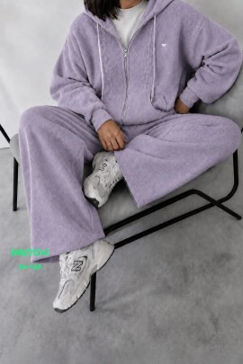 Костюм