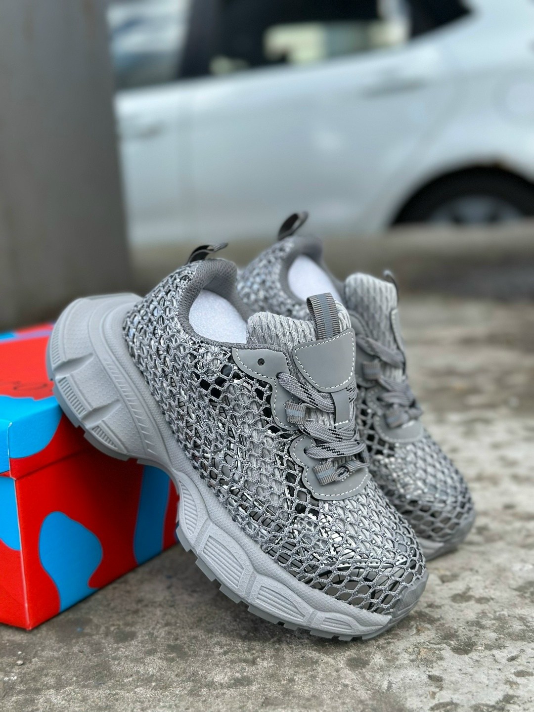 кроссовки сетчатые блестящие balenciaga,кроссовки balenciaga,женские кроссовки balenciaga,кроссовки женские,