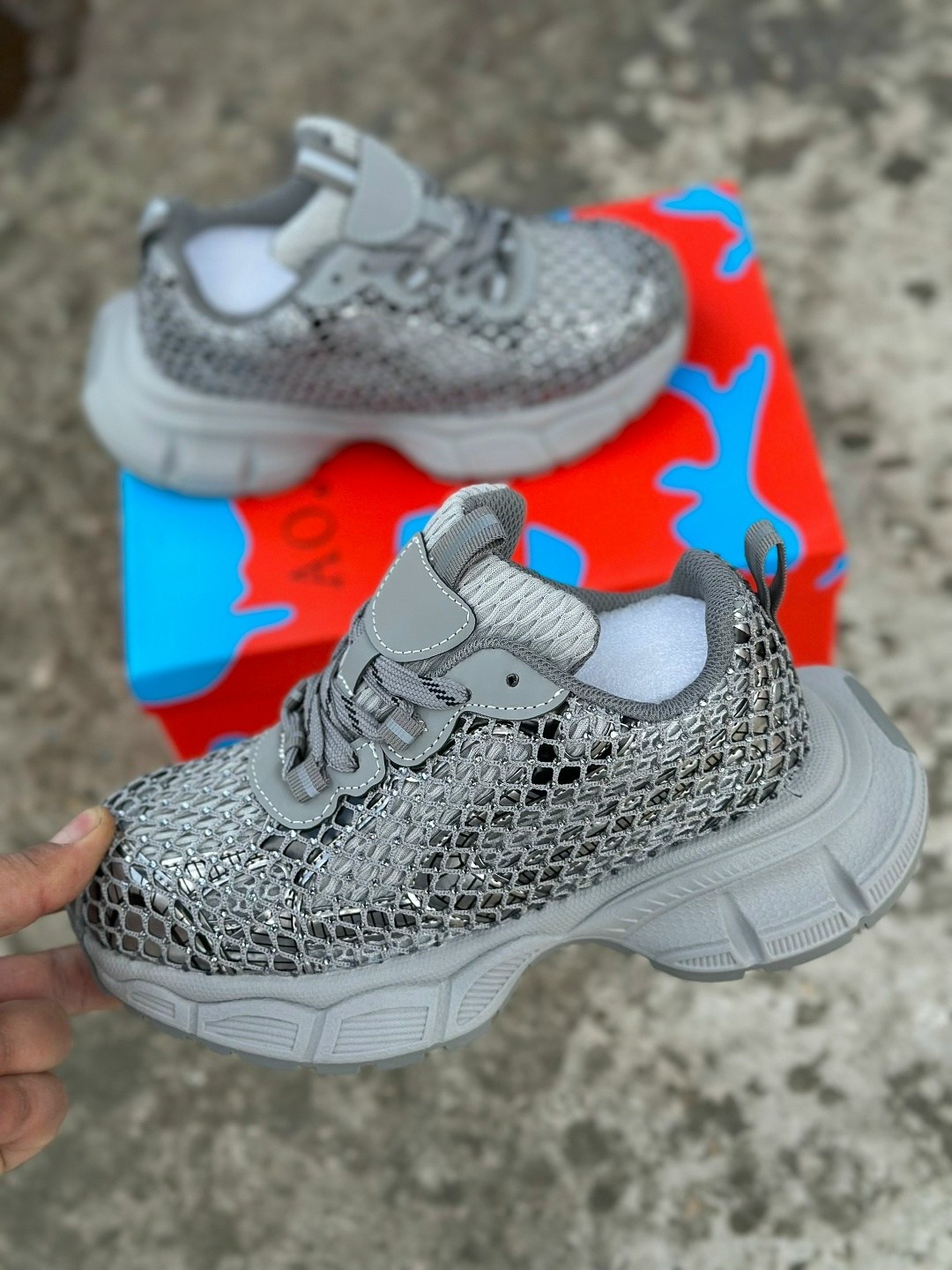 кроссовки сетчатые блестящие balenciaga,кроссовки balenciaga,женские кроссовки balenciaga,кроссовки женские,