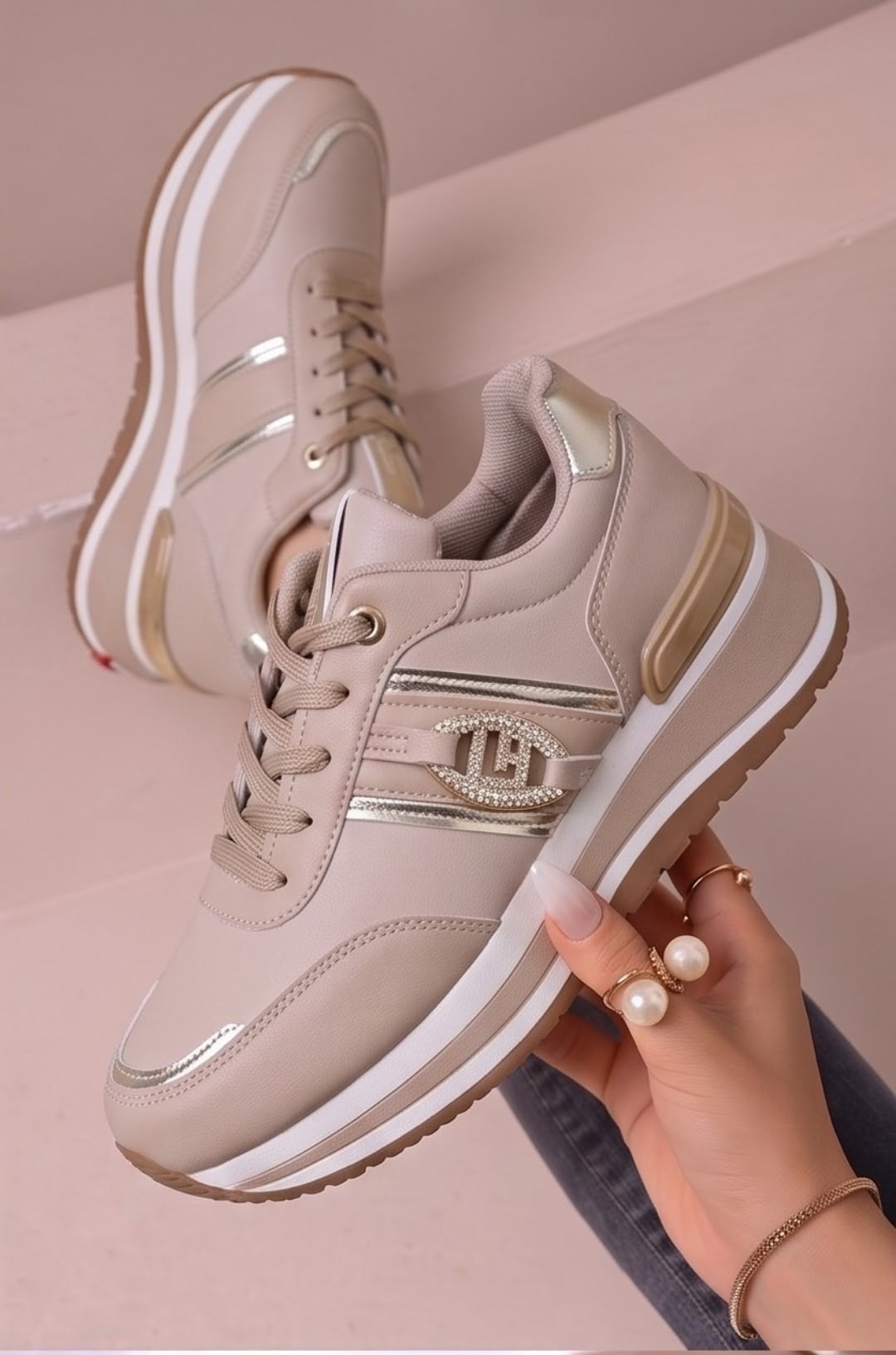 кроссовки женские liu jo,,кроссовки гуес,кроссовки guess женские,кроссовки женскиe