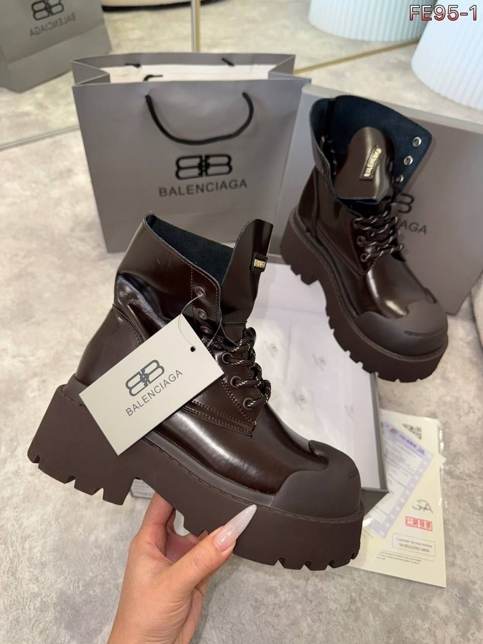 ,ботинки, женская,ботинки осенние balenciaga,женские ботинки