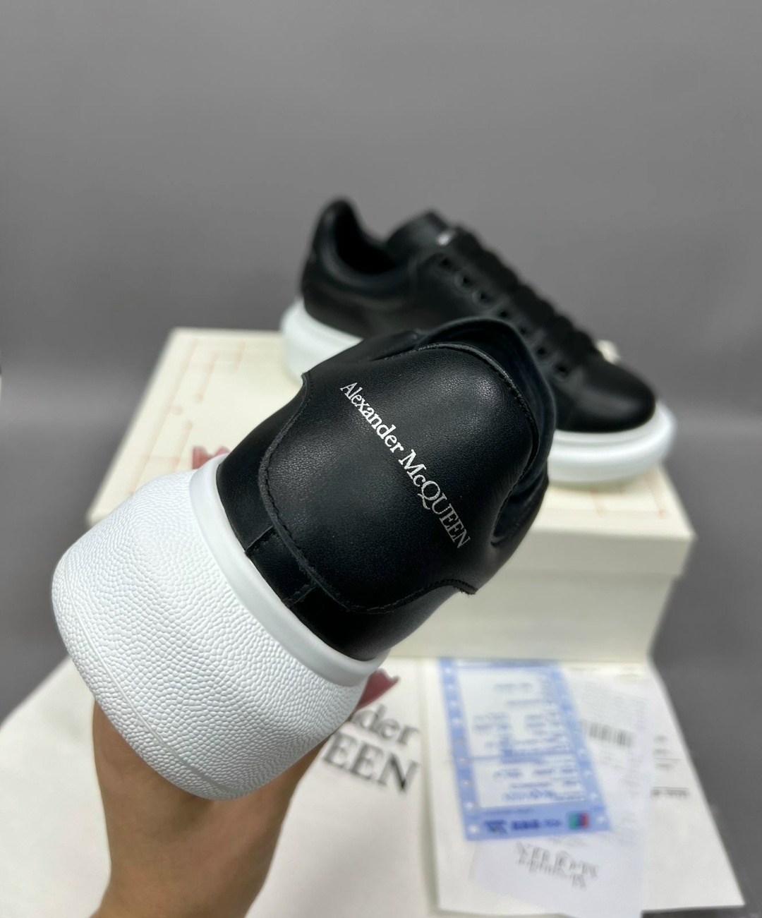 ,alexander mcqueen кроссовки, александр маккуин женская кроссовки,кеды alexander mcqueen,кроссовки александр маккуин черные