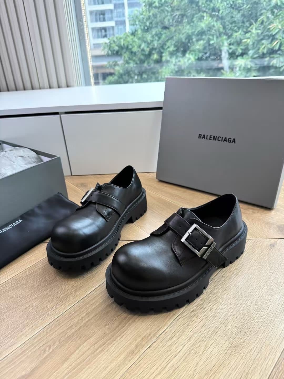 ботинки balenciaga,,лоферы balenciaga,туфли balenciaga,balenciaga