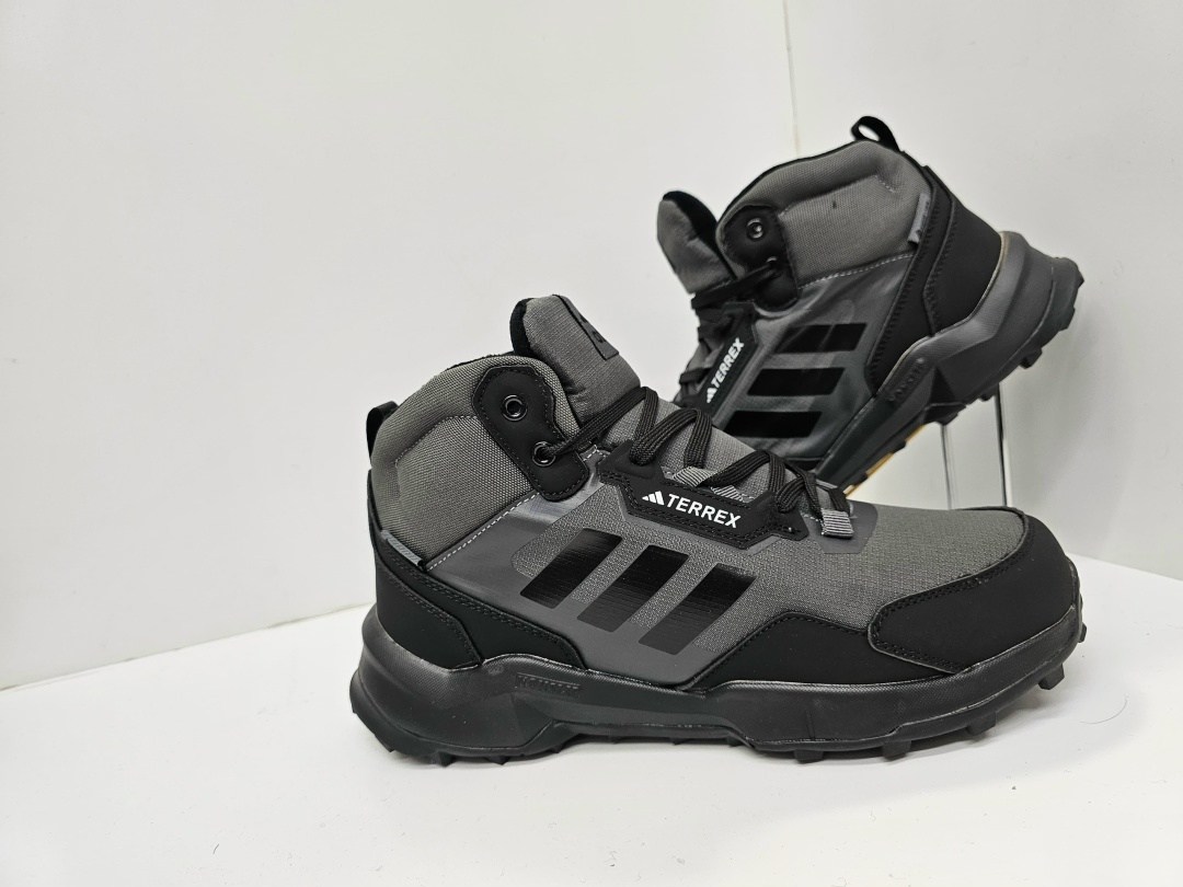 зимние ботинки adidas terrex swift r3,кроссовки зимние мужские adidas,,adidas зимние кроссовки,кроссовки мужские adidas