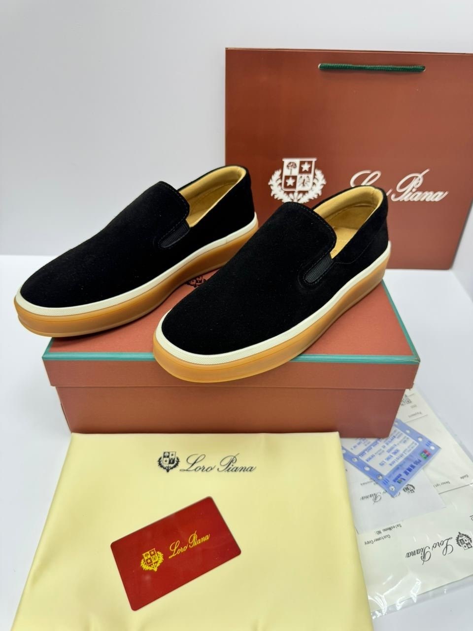 лоферы из натуральной замши loro piana,,лоферы loro piana,loro piana лоферы мужские,лоферы из натуральной замши
