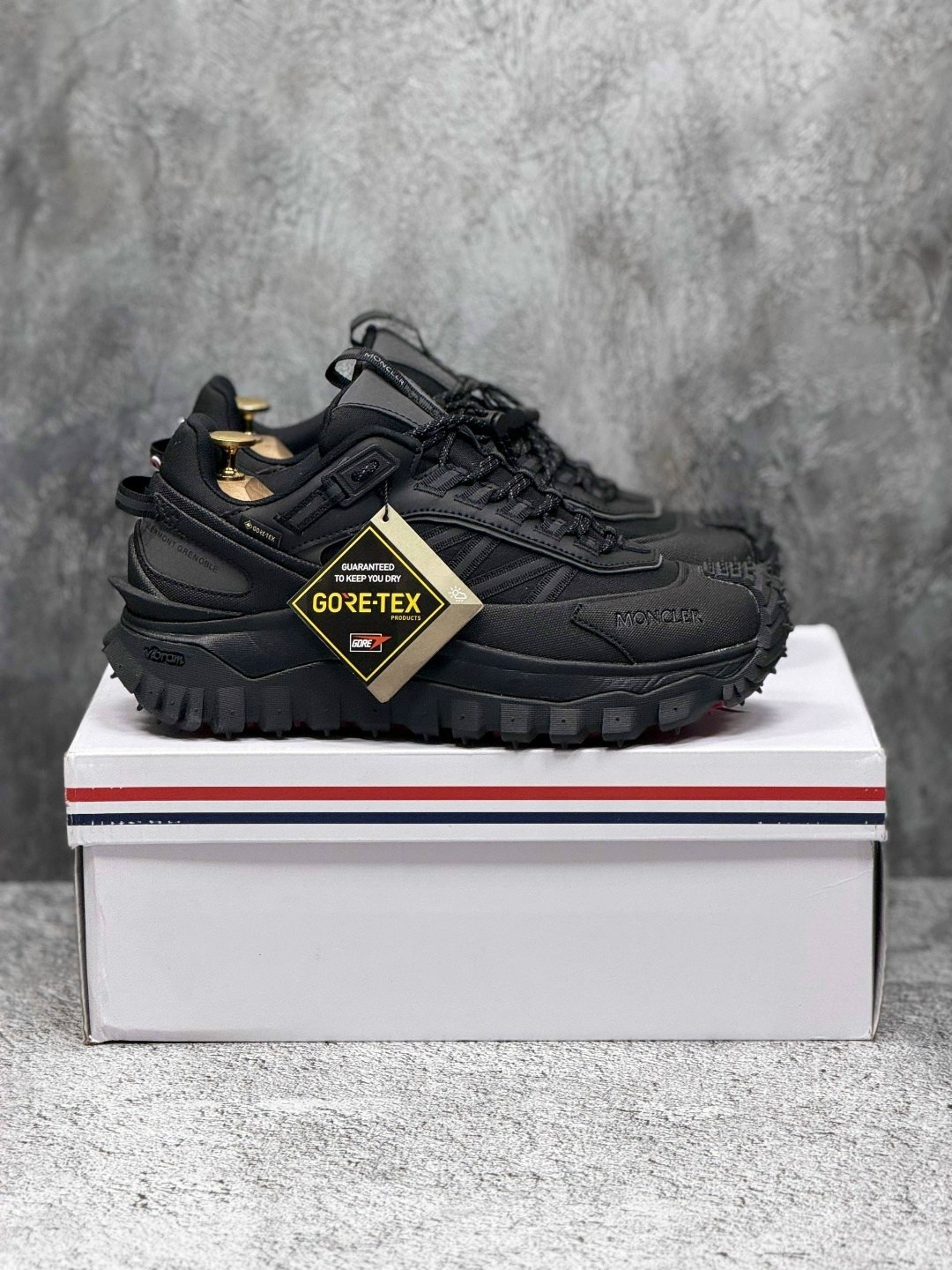 низкие кроссовки moncler trailgrip gtx черный,кроссовки moncler,кроссовки trailgrip gtx moncler черный,кроссовки moncler trailgrip gtx,кроссовки reebok zig kinetica 2 edge gore-tex