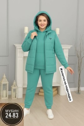Костюм