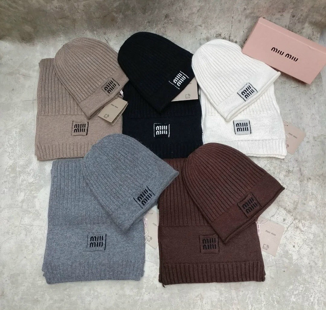 шапка moncler,шарф moncler,шапка и шарф,осенняя шапка бини со снудом вязаный комплект moncler,шапка комплект шарфом