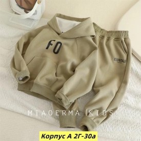 Костюм