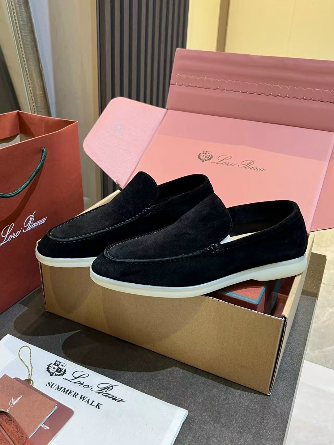 лоферы из натуральной замши loro piana,мужские замшевые лоферы loro piana summer walk,loro piana мужские лоферы,лоферы loro piana,замшевые лоферы loro piana
