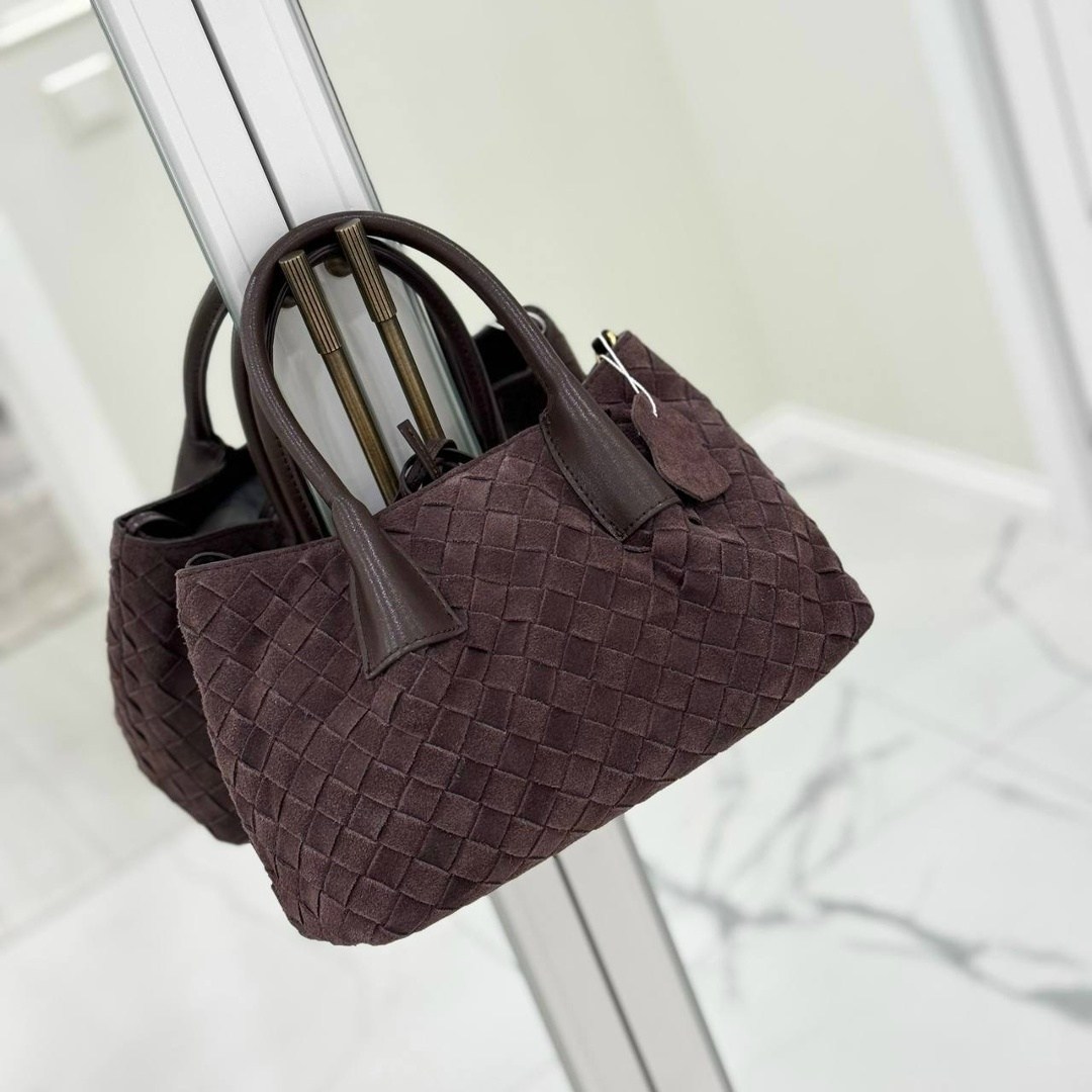 bottega veneta женская сумка,сумка bottega veneta,сумка bottega veneta коричневый,bottega venetta серая сумка шоппер,сумка женская bottega
