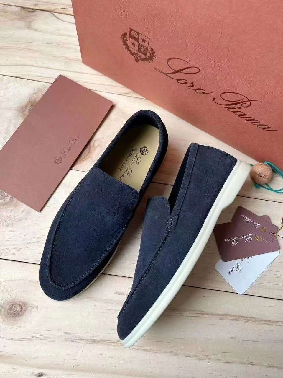 замшевые лоферы loro piana,лоферы summer walk loro piana,лоферы мужские loro piana,лоферы из натуральной замши loro piana,лоферы loro piana
