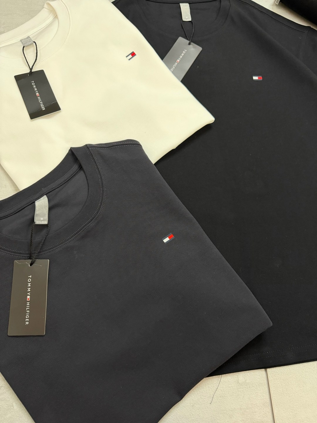 tommy hilfiger мужская футболка,футболки tommy hilfiger,футболки мужские,футболки для мужчин,футболка томми хилфигер