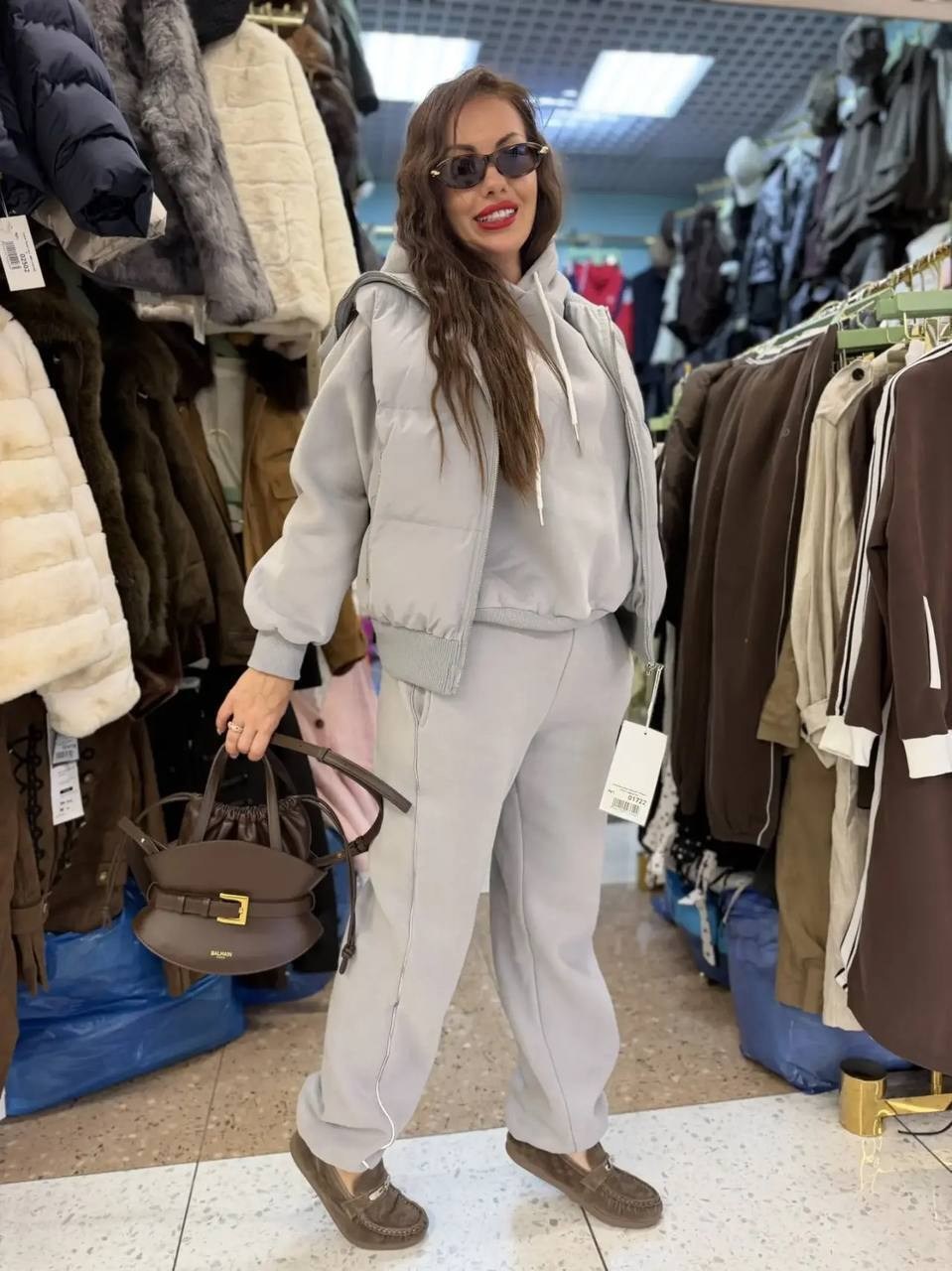 женский серый костюм тройка miu miu premium,спортивный костюм теплый с начесом с капюшоном оверсайз modern_girlie,серый костюм тройка женский,костюм тройка женский,костюм на флисе