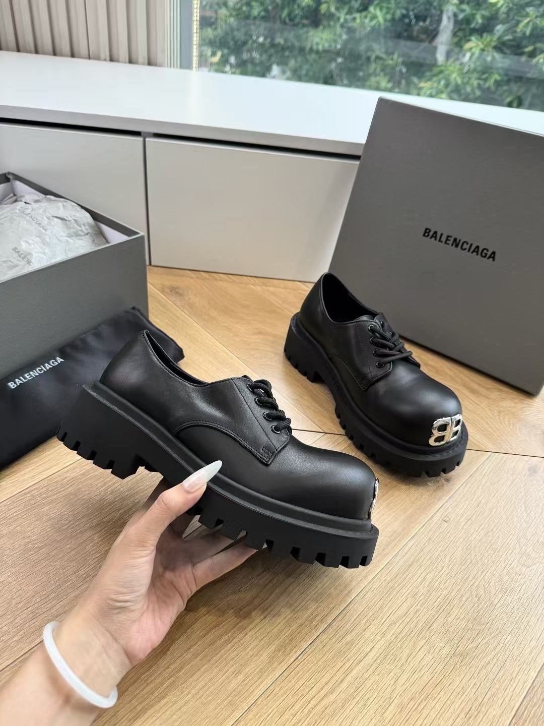 ботинки balenciaga,,лоферы balenciaga,туфли balenciaga,balenciaga