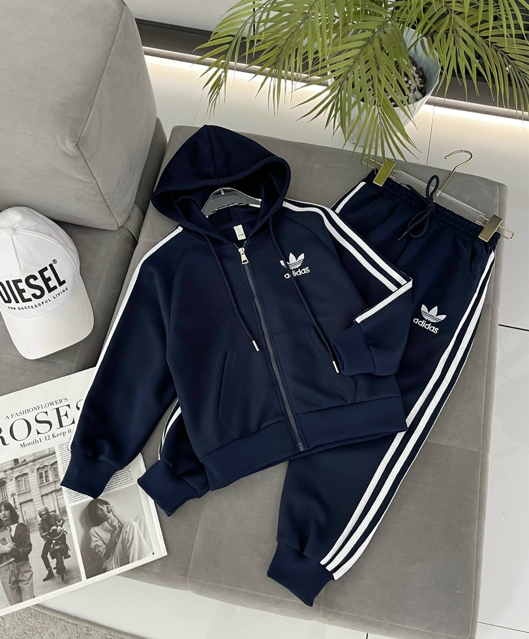 спортивный костюм adidas,костюм спортивный адидас,мужской спортивный костюм adidas,костюм спортивный,костюм спортивный adidas originals