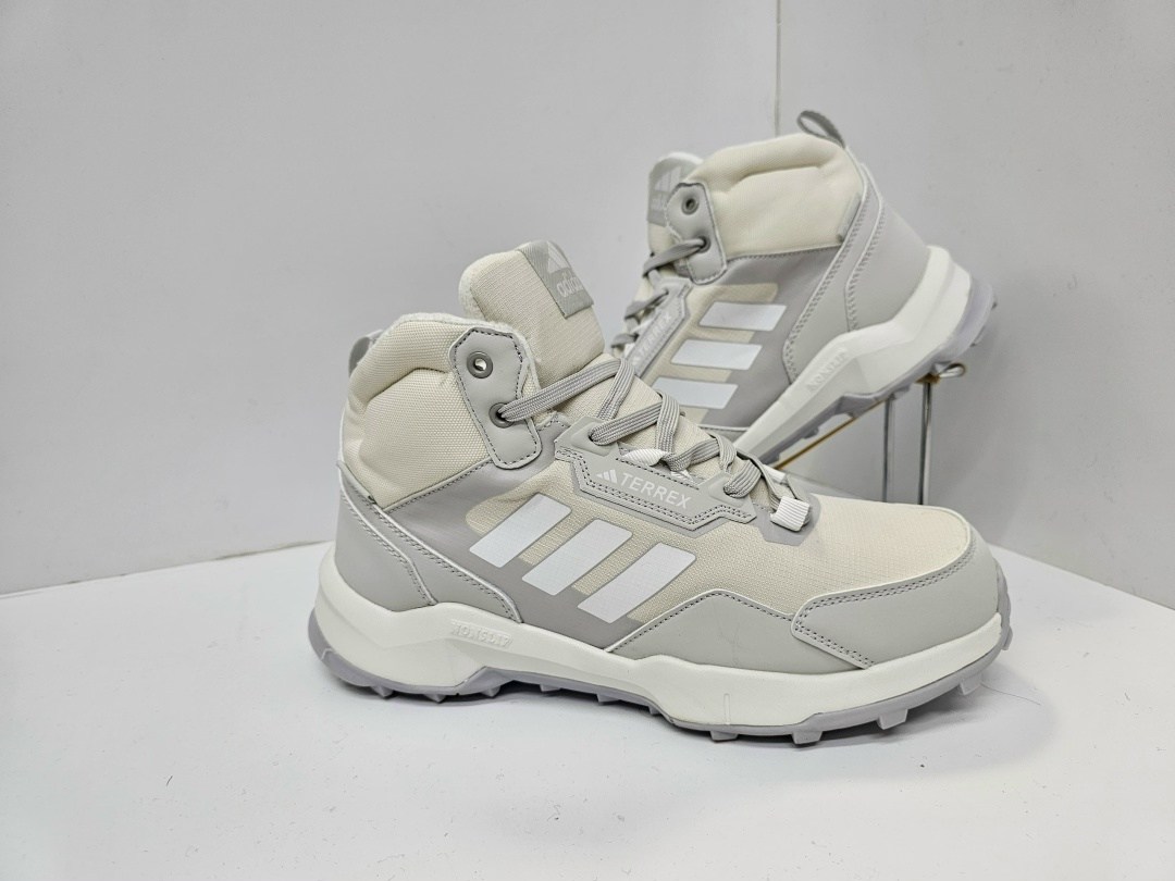 зимние ботинки adidas terrex swift r3,кроссовки зимние мужские adidas,,adidas зимние кроссовки,кроссовки мужские adidas