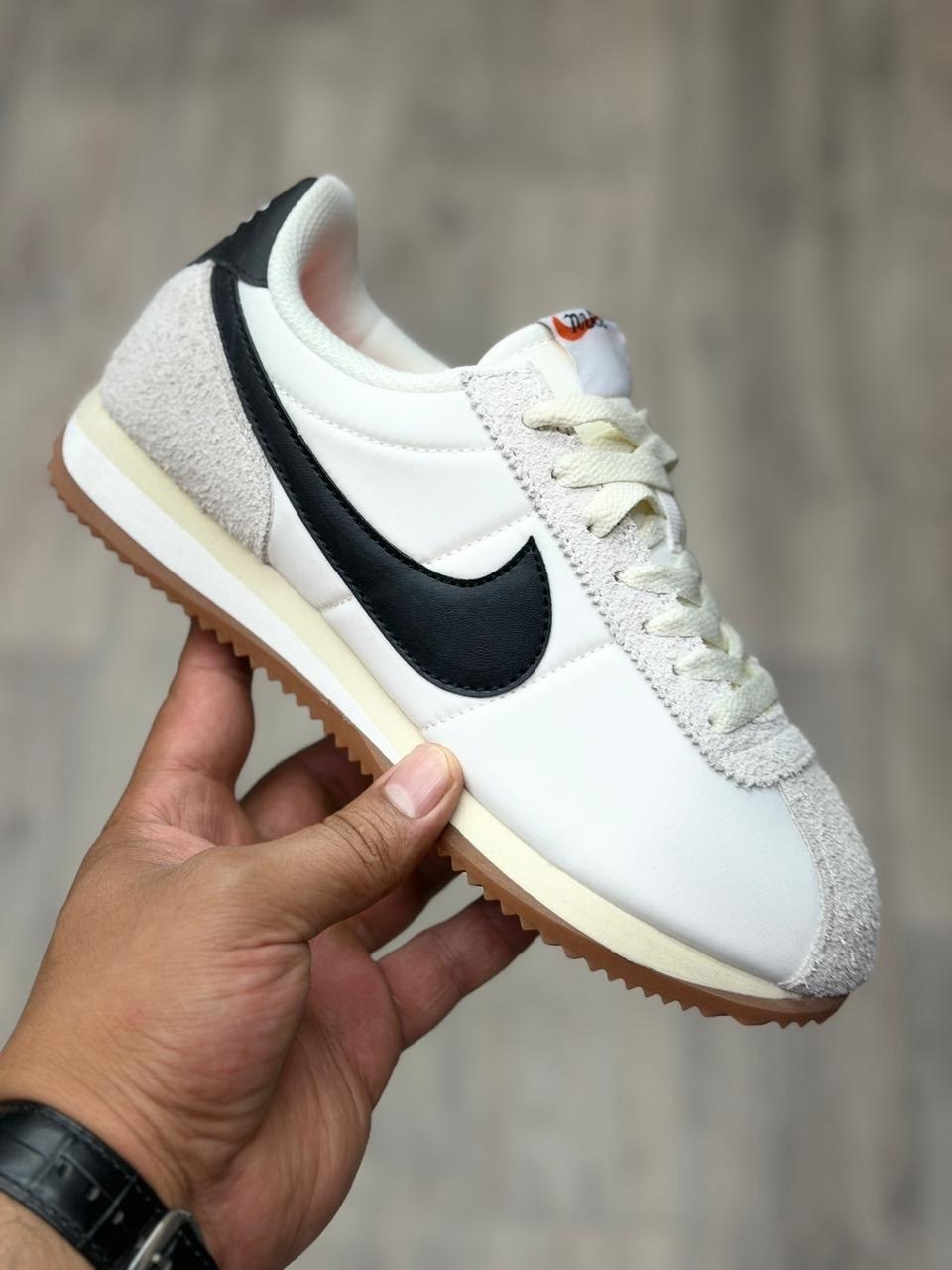 кроссовки nike cortez,кроссовки nike classic cortez,кроссовки мужские nike classic cortez,мужские кроссовки nike cortez,nike classic cortez