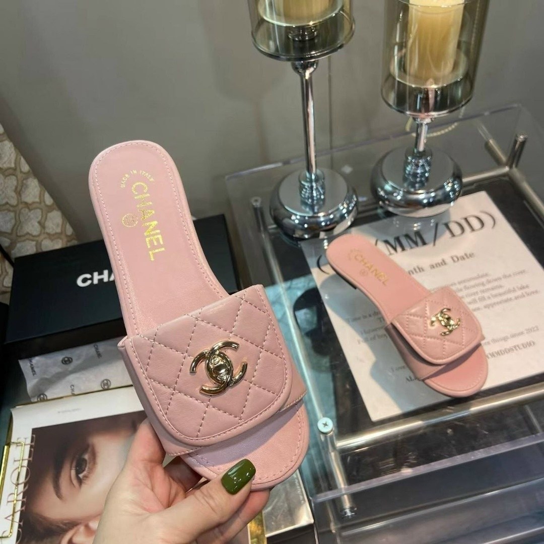,шлепанцы chanel,chanel шлепанцы женские,шлепки шанель,босоножки шанель
