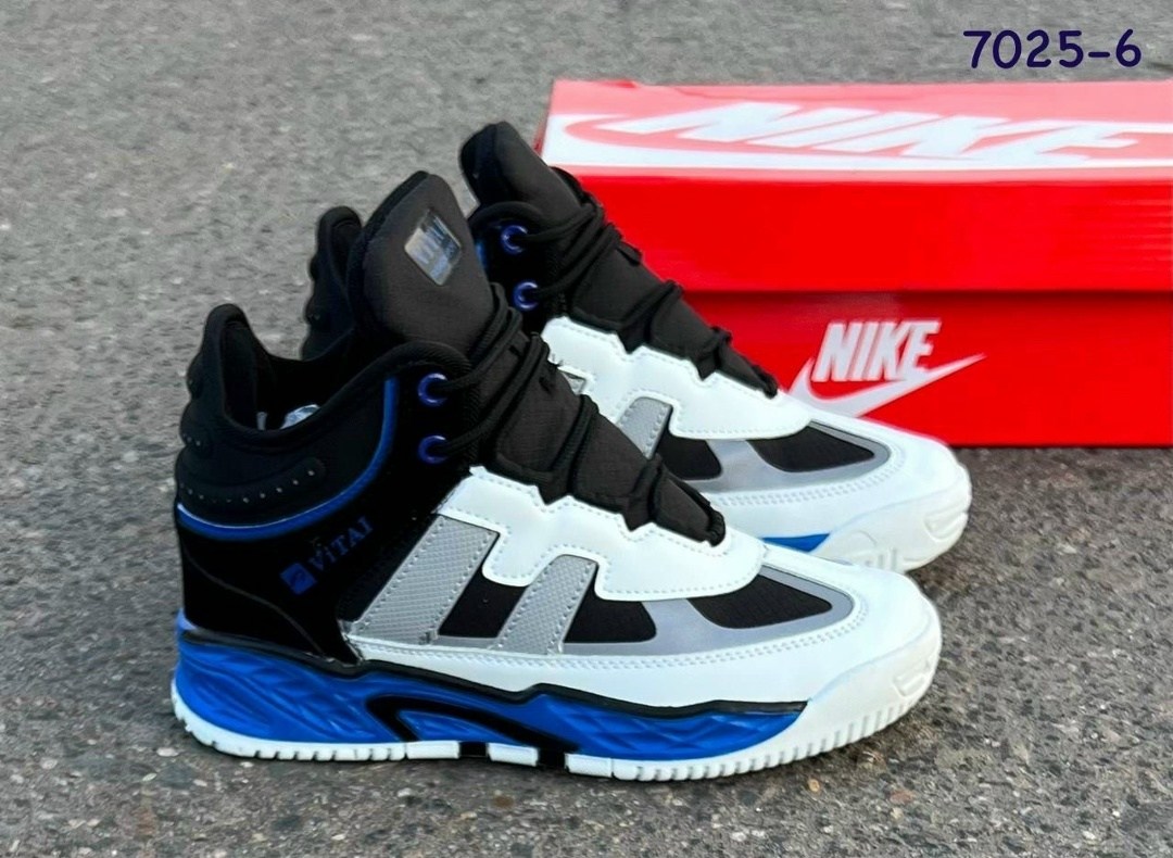 кроссовки,,женские кроссовки,зимние кроссовки новые 40-45 adidas niteball,кроссовки текстиль