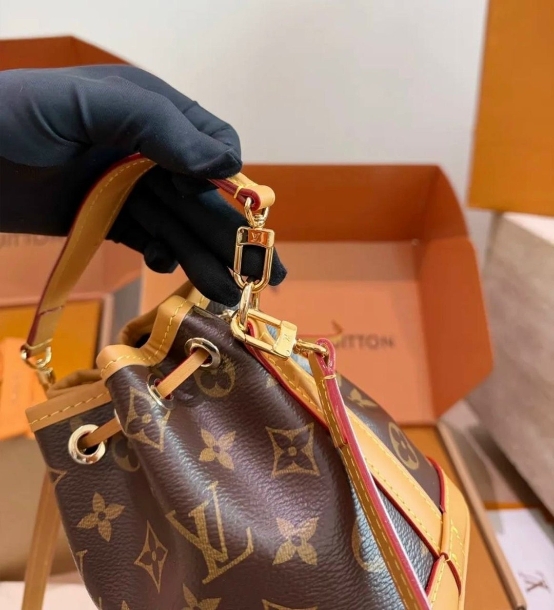 louis vuitton сумка на плечо,louis vuitton сумка,сумочка луи виттон,женская сумка louis vuitton,сумки луи виттон