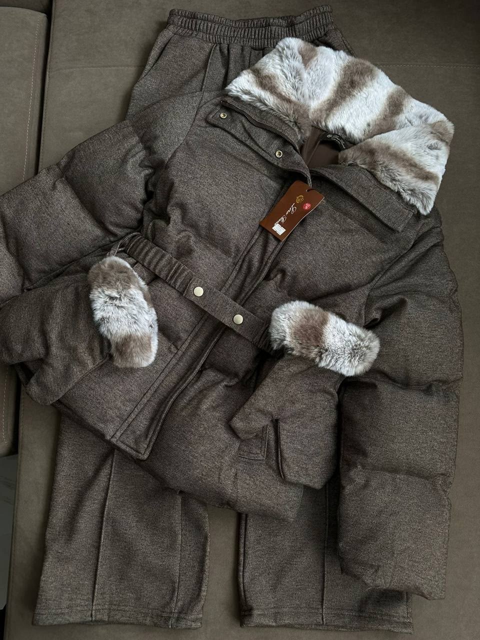 костюм loro piana серый,теплая куртка,женские пуховики,меховая куртка,куртка женская loro piana зимняя