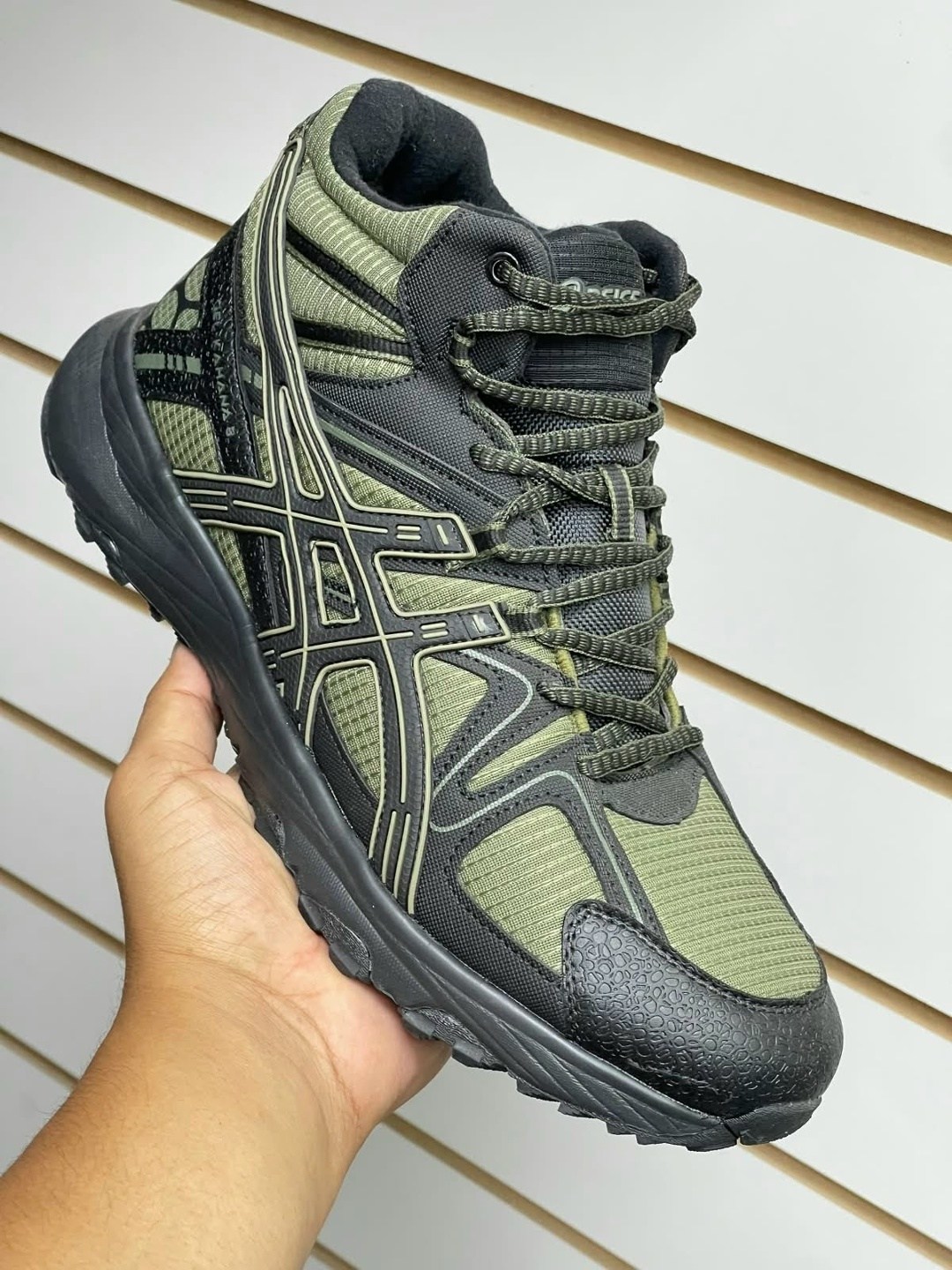 зимние кроссовки asics gel kahana 8 hi,кроссовки мужские asics gel kahana 8,кроссовки asics gel-kahana 8,кроссовки asics,зимние кроссовки asics gel kahana 8 hi цвет серый