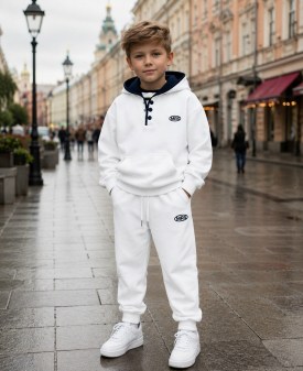 Костюм