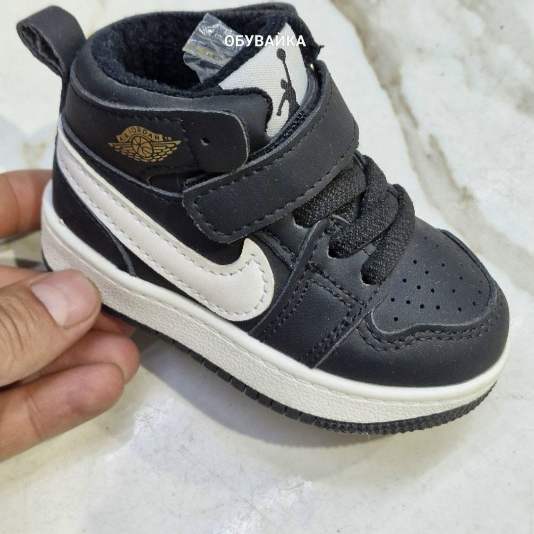 кроссовки детская,детские кроссовки,детская ,детские кроссовки nike,кроссовки
