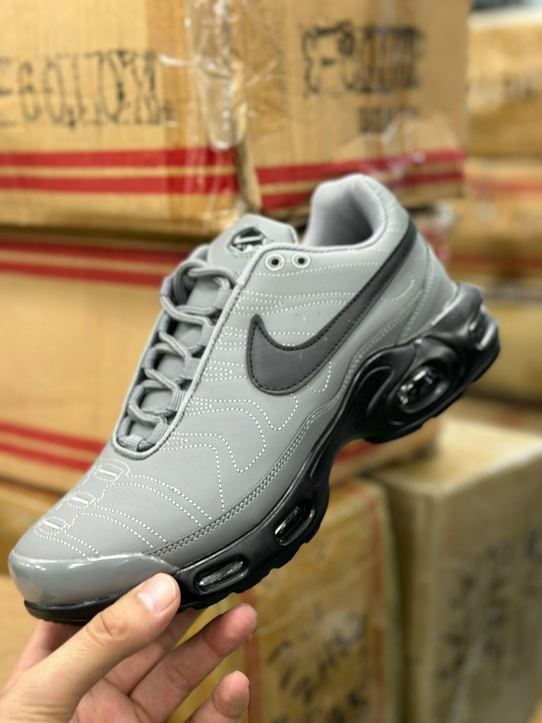 кроссовки nike air max plus,кроссовки air max tn plus nike,nike air max tn plus,nike air max plus drift,nike air max plus