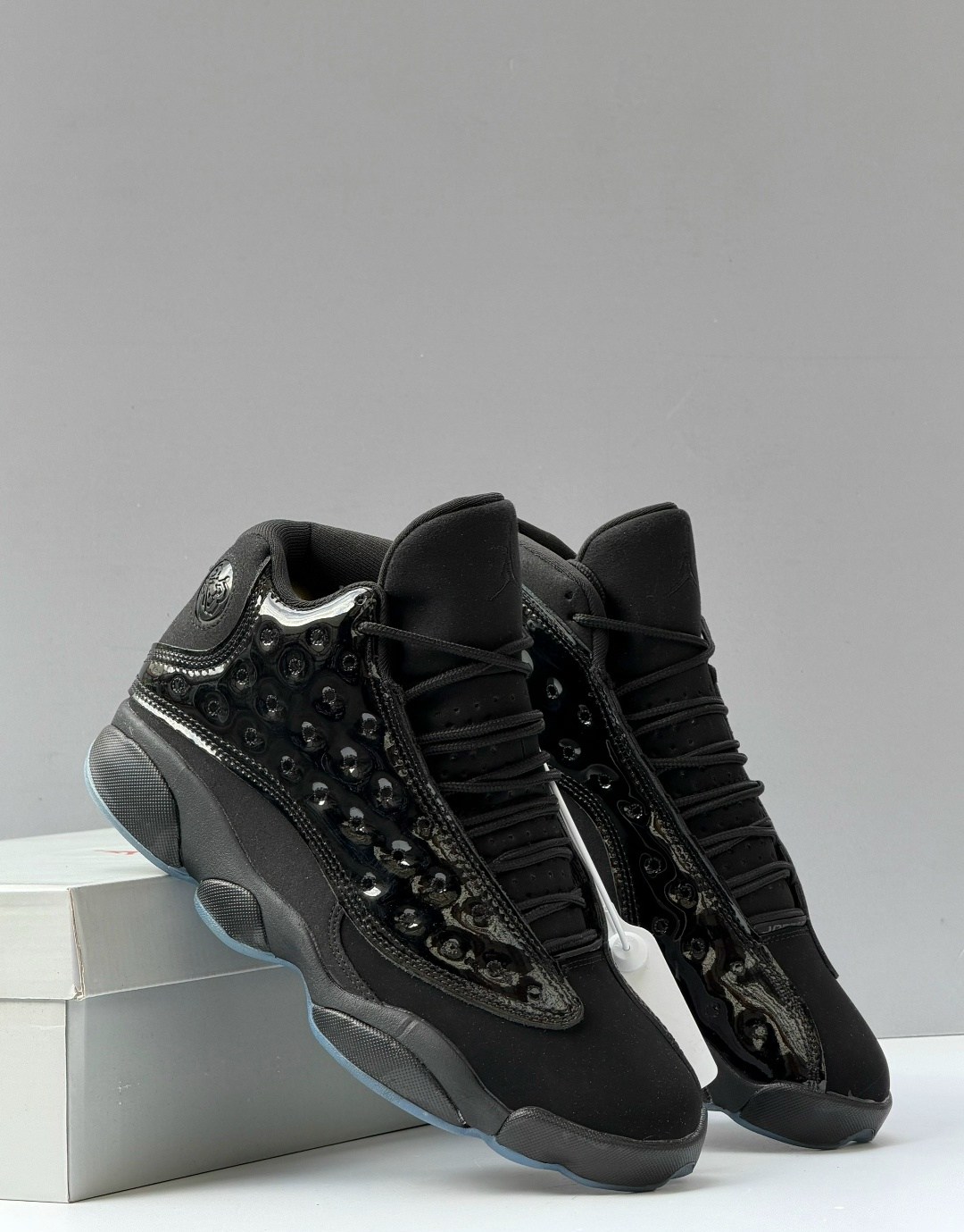 кроссовки air jordan 13 retro cap and gown черный,jordan 13 black patent leather,кроссовки air jordan 13 retro gs cap and gown черный,кроссовки,air jordan retro 13