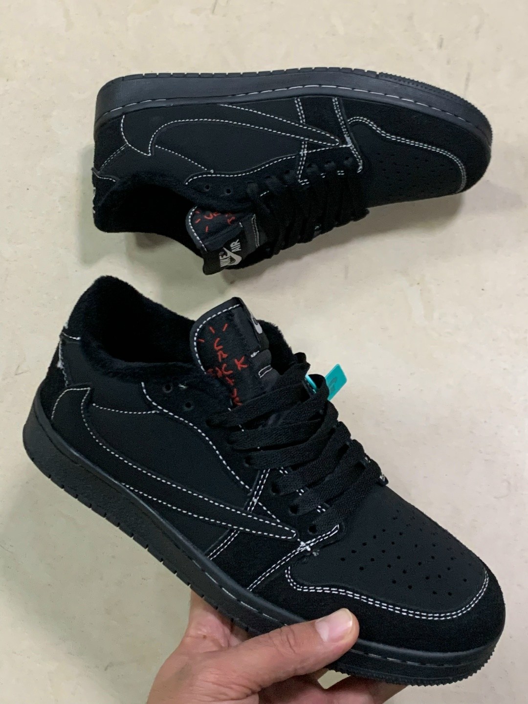 nike air jordan 1 low travis scott black phantom,кроссовки travis scott x air jordan 1 low,кроссовки nike air jordan 1 low x travis scott чёрные,кроссовки мужские nike air jordan 1,кроссовки air jorda