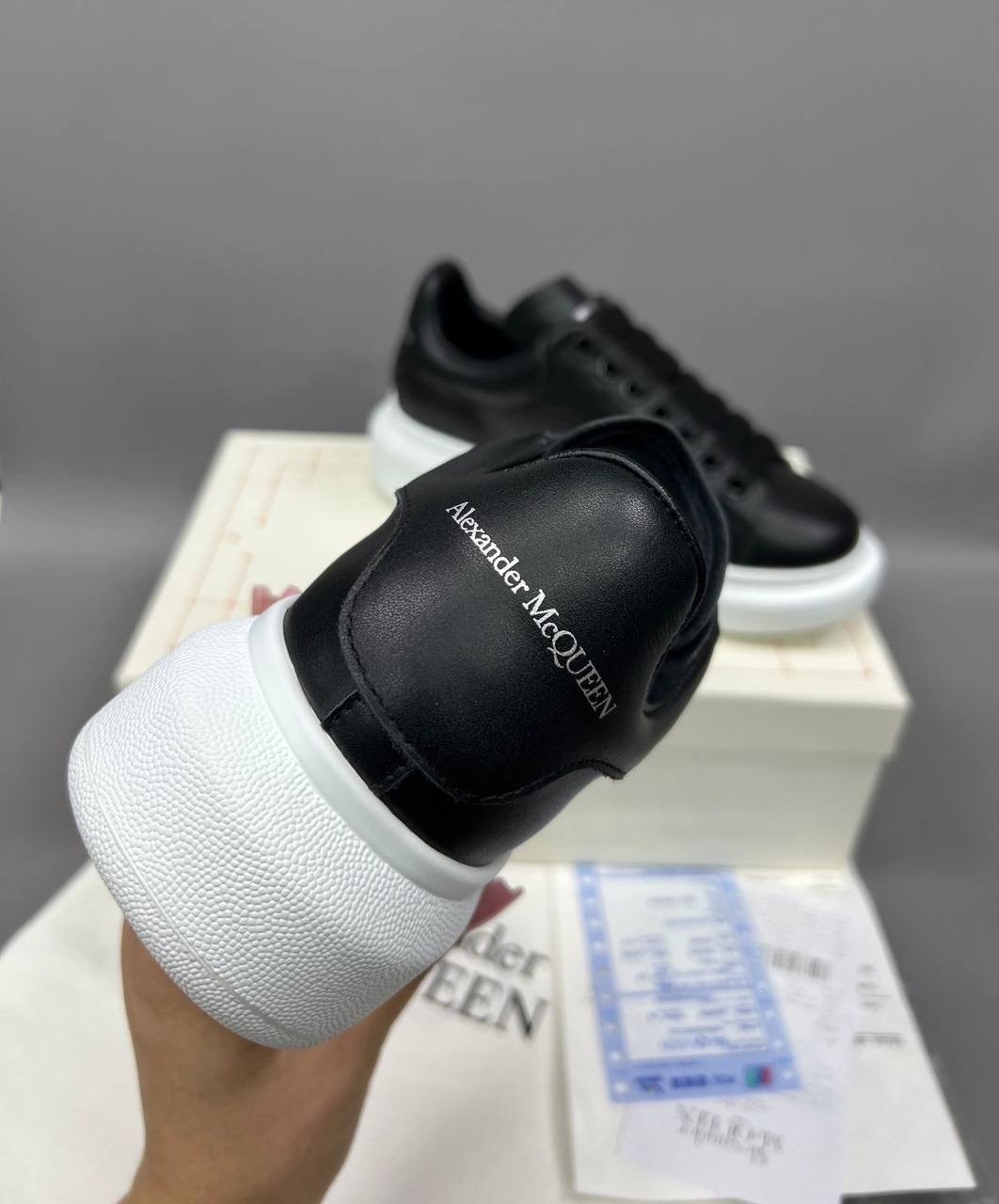 кроссовки alexander mcqueen,кеды alexander mcqueen,alexander mcqueen кроссовки мужские белые,alexander mcqueen кроссовки мужские,alexander mcqueen кроссовки женские