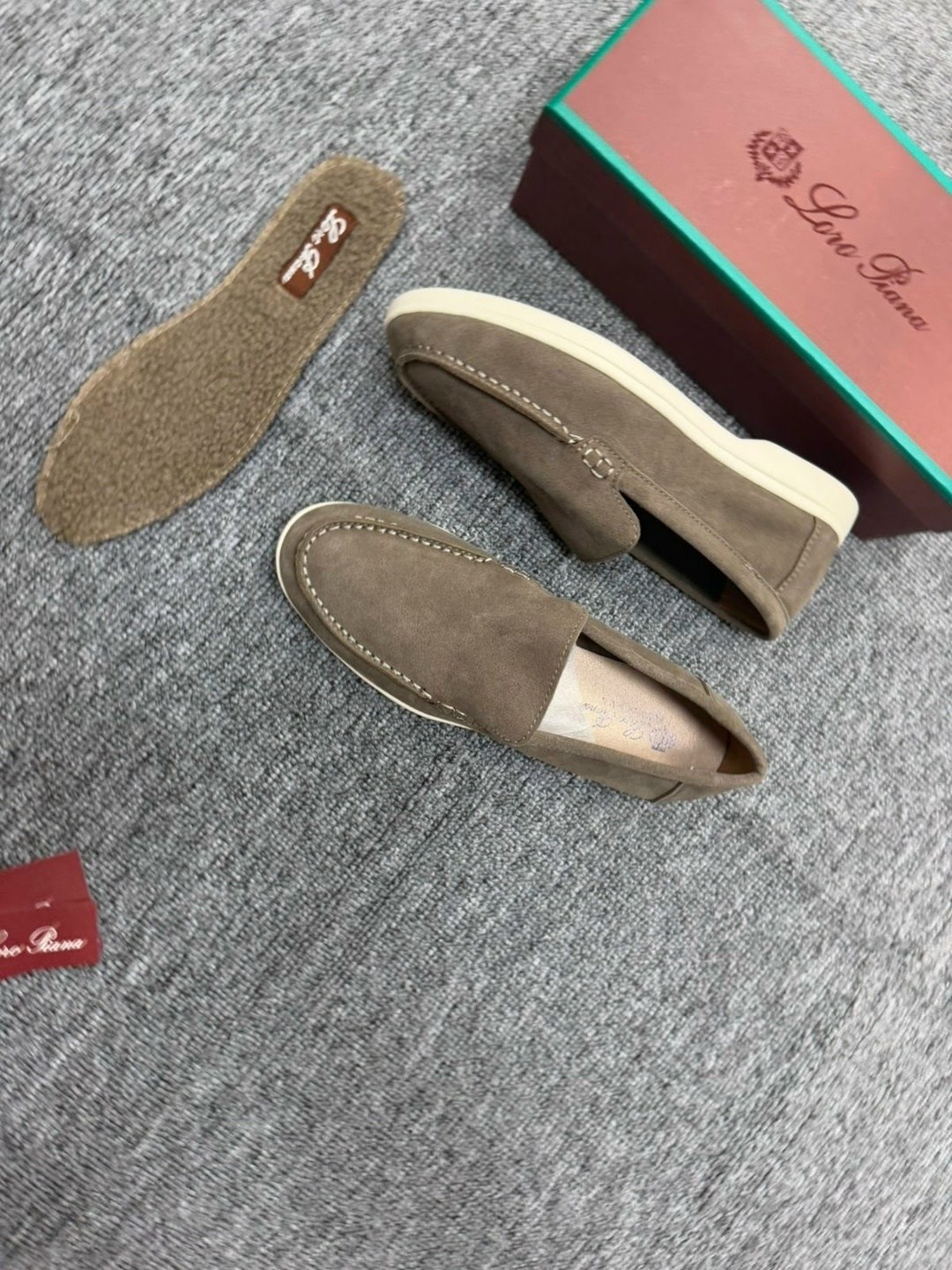 лоферы loro piana мужские,лоферы loro piana,лоферы из натуральной замши loro piana,мужские лоферы замшевые,мокасины лоро пиано мужские