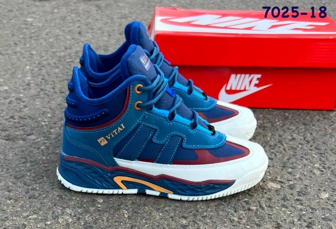 кроссовки,,женские кроссовки,зимние кроссовки новые 40-45 adidas niteball,кроссовки текстиль
