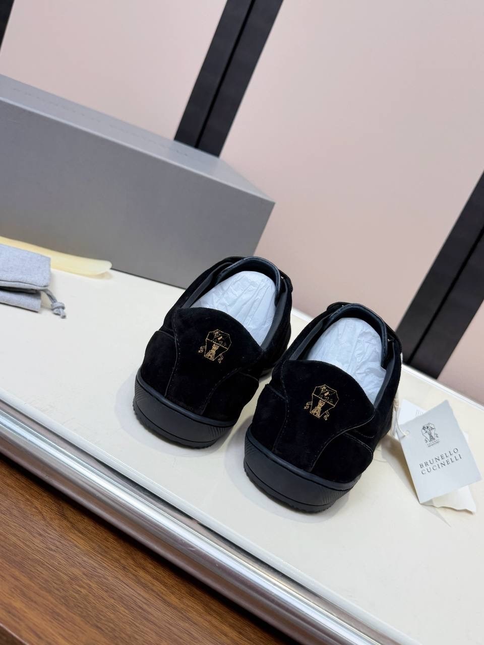 ,кроссовки alexander mcqueen,замшевые кроссовки brunello cucinelli,кроссовки brunello cucinelli,замшевые кроссовки