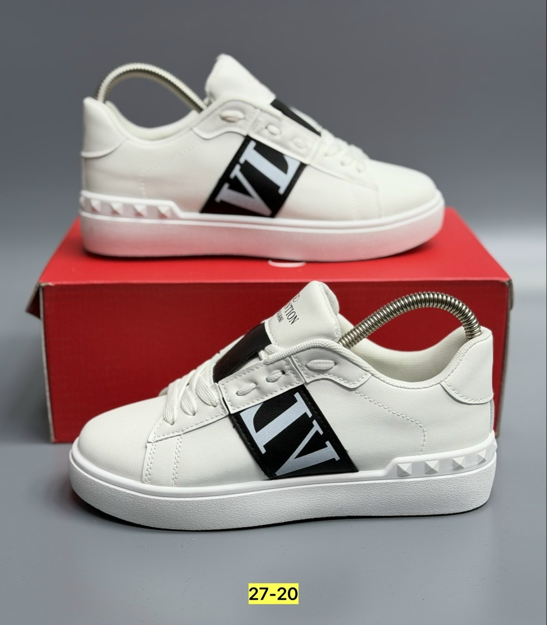 ,valentino кроссовки,обуви,кроссовки модные,женские кроссовки