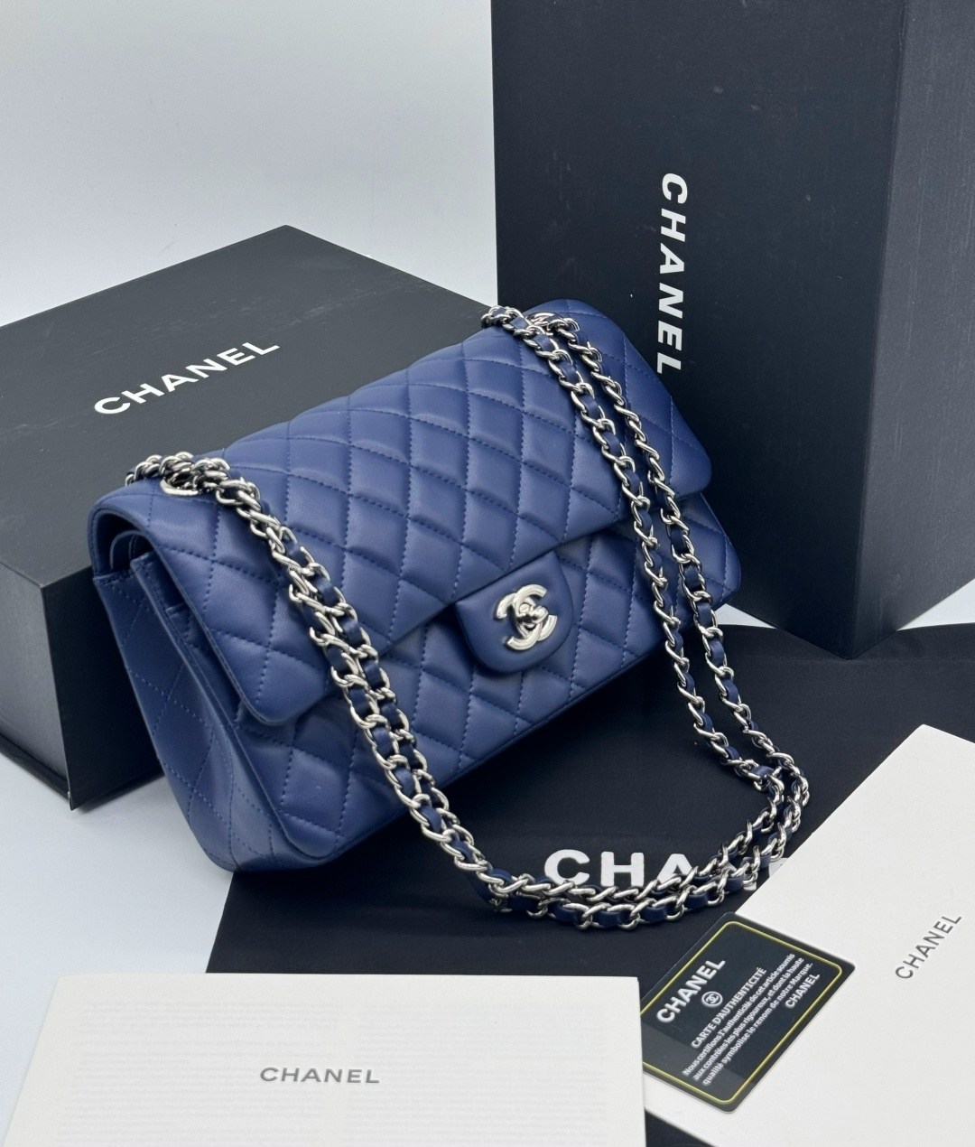 сумки шанель,chanel classic flap bag,сумка chanel,chanel bag,chanel tiffany blue bag