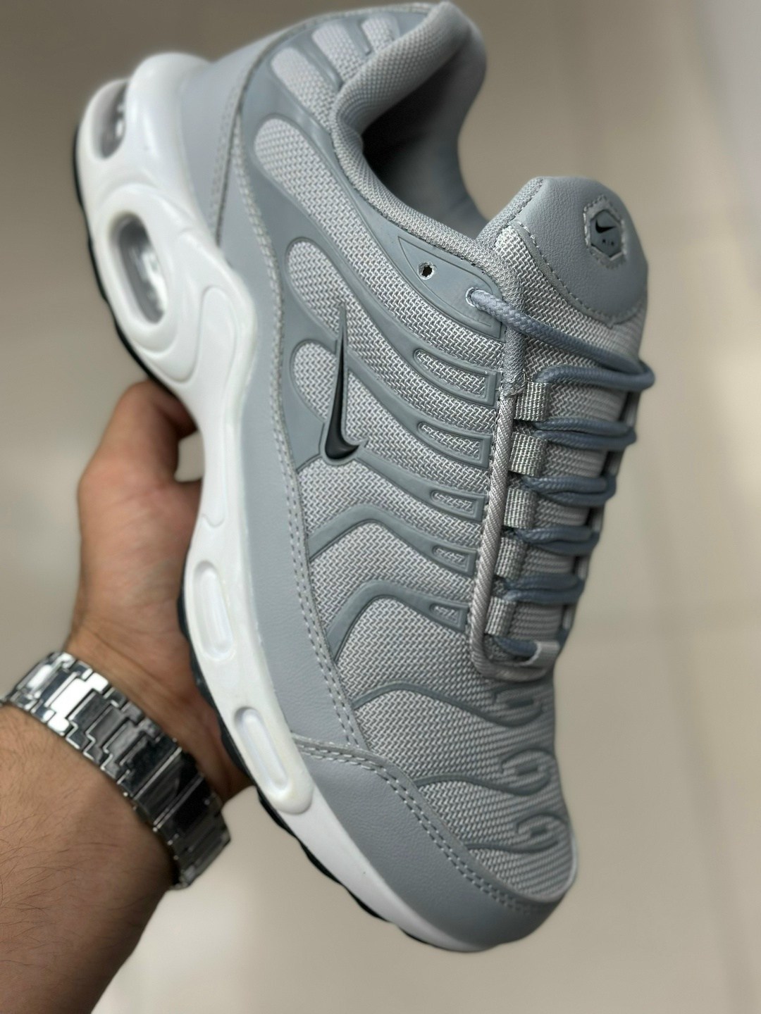 кроссовки nike air max tn plus,кроссовки летние спортивные nike air max tn plus,air max plus tn nike,кроссовки мужские nike air max tn plus,кроссовки nike air max plus